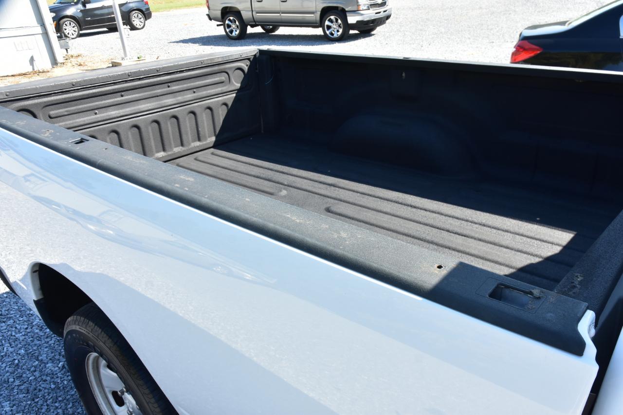 RAM 1500 Tradesman Regular Cab LWB 2WD 2017