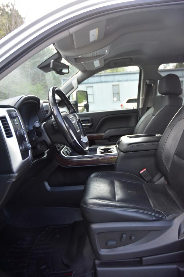 GMC Sierra 1500 SLT Crew Cab Short Box 4WD 2018