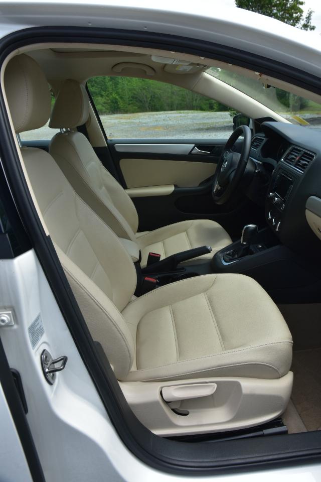 Volkswagen Jetta SE 2013