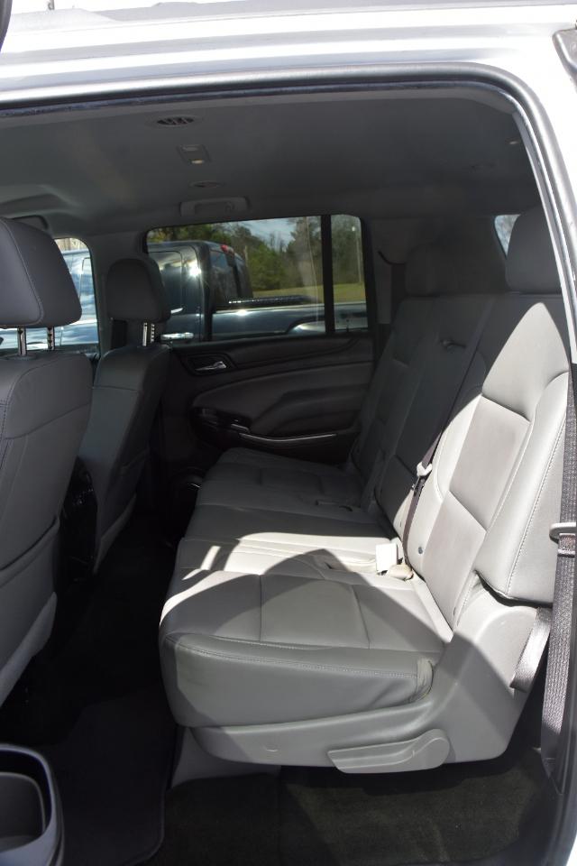 Chevrolet Suburban LT 2WD 2017