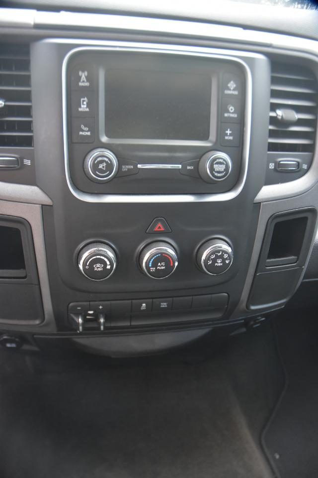 RAM 1500 Tradesman Crew Cab LWB 2WD 2014