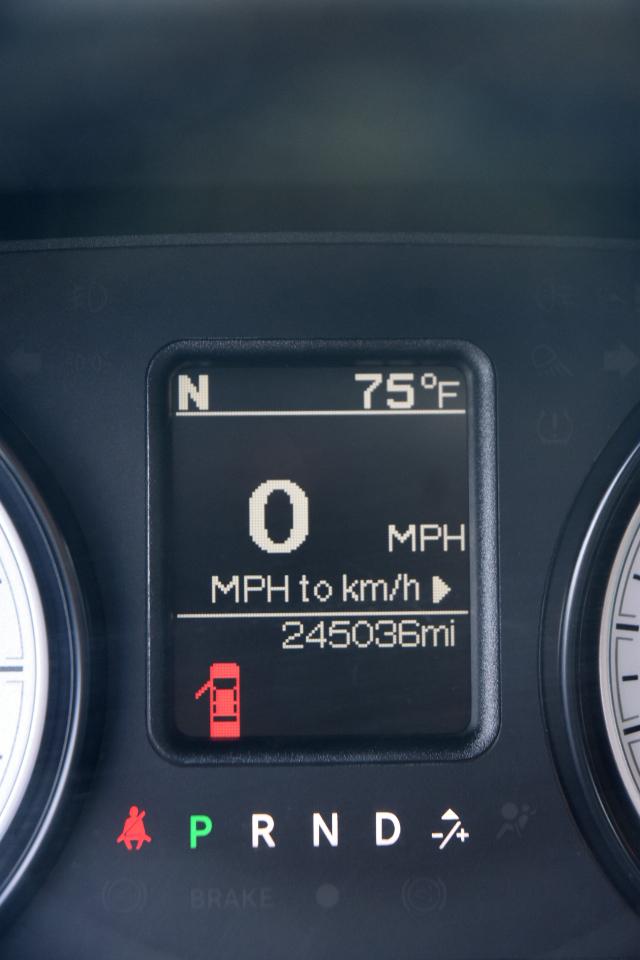 RAM 1500 Tradesman Crew Cab LWB 2WD 2014