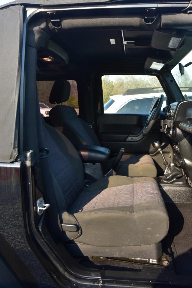 Jeep Wrangler Sport 4WD 2012