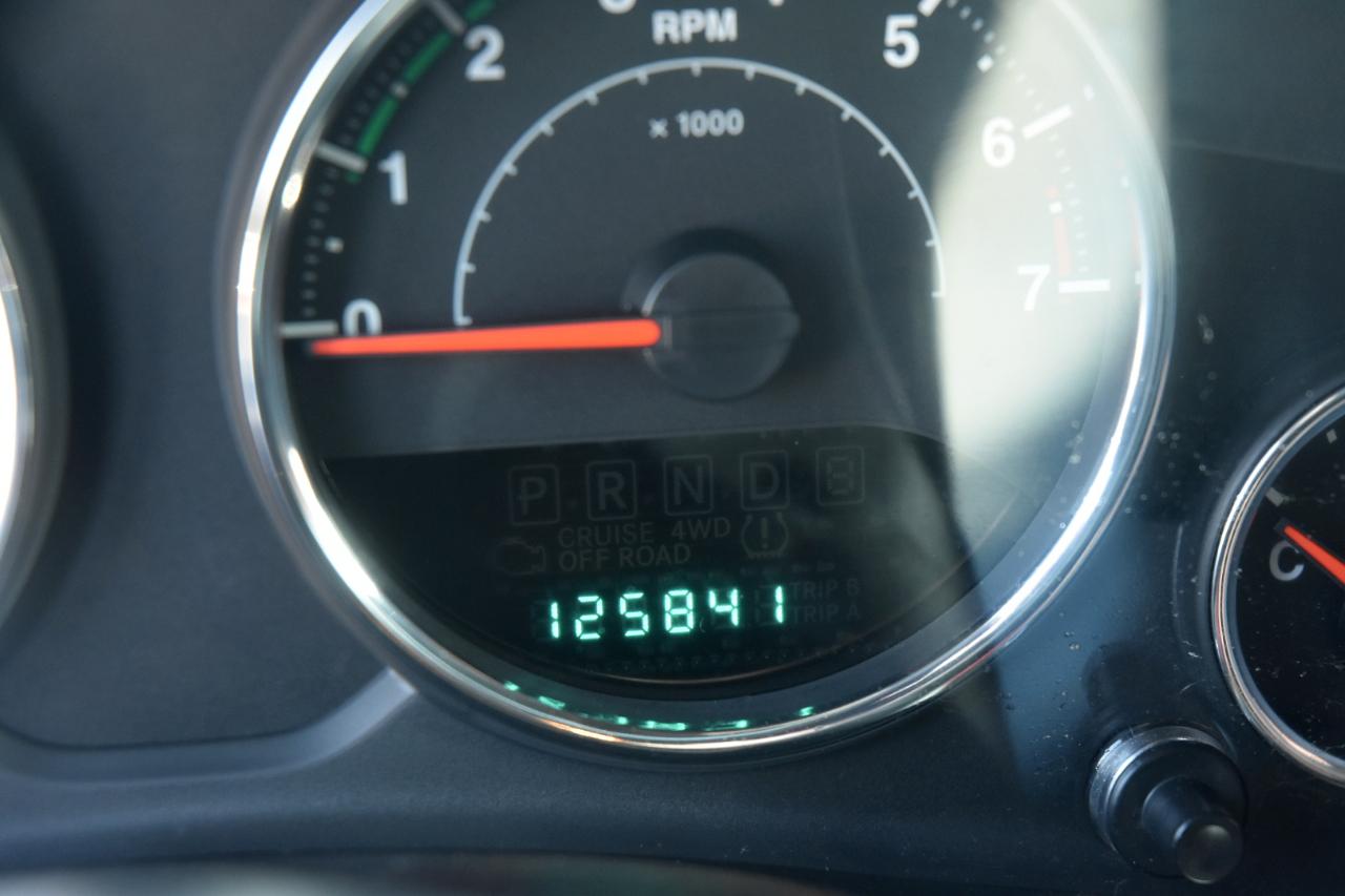 Jeep Wrangler Sport 4WD 2012