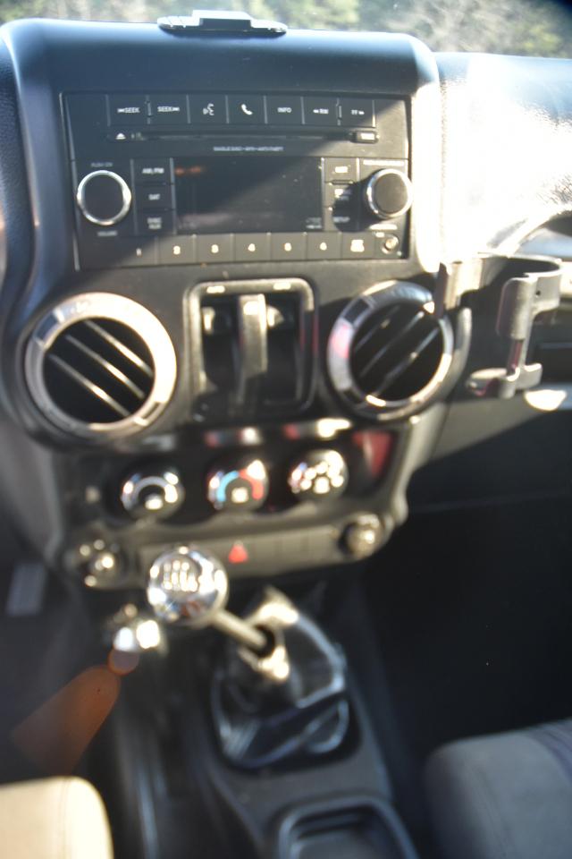 Jeep Wrangler Sport 4WD 2012