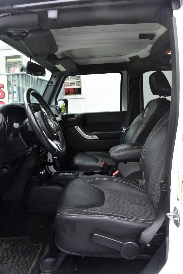 Jeep Wrangler Unlimited Sport 4WD 2013