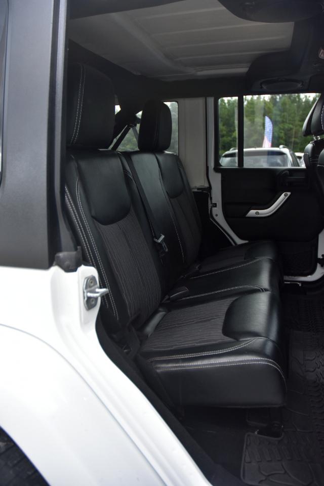 Jeep Wrangler Unlimited Sport 4WD 2013