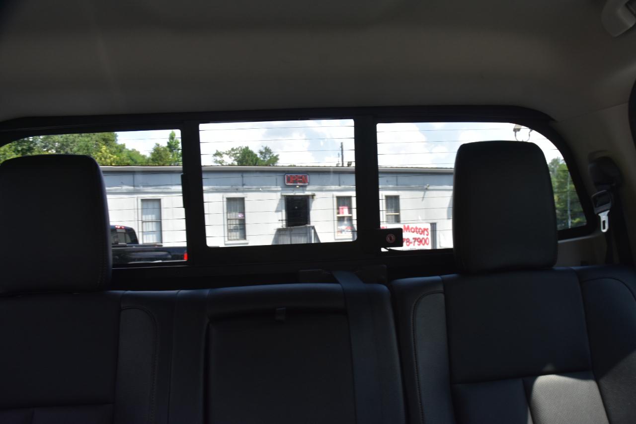 Nissan Titan Platinum Reserve Crew Cab 4WD 2017