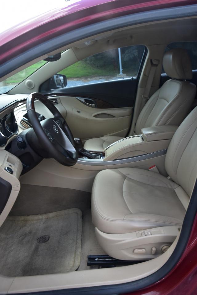 Buick LaCrosse CXS 2010