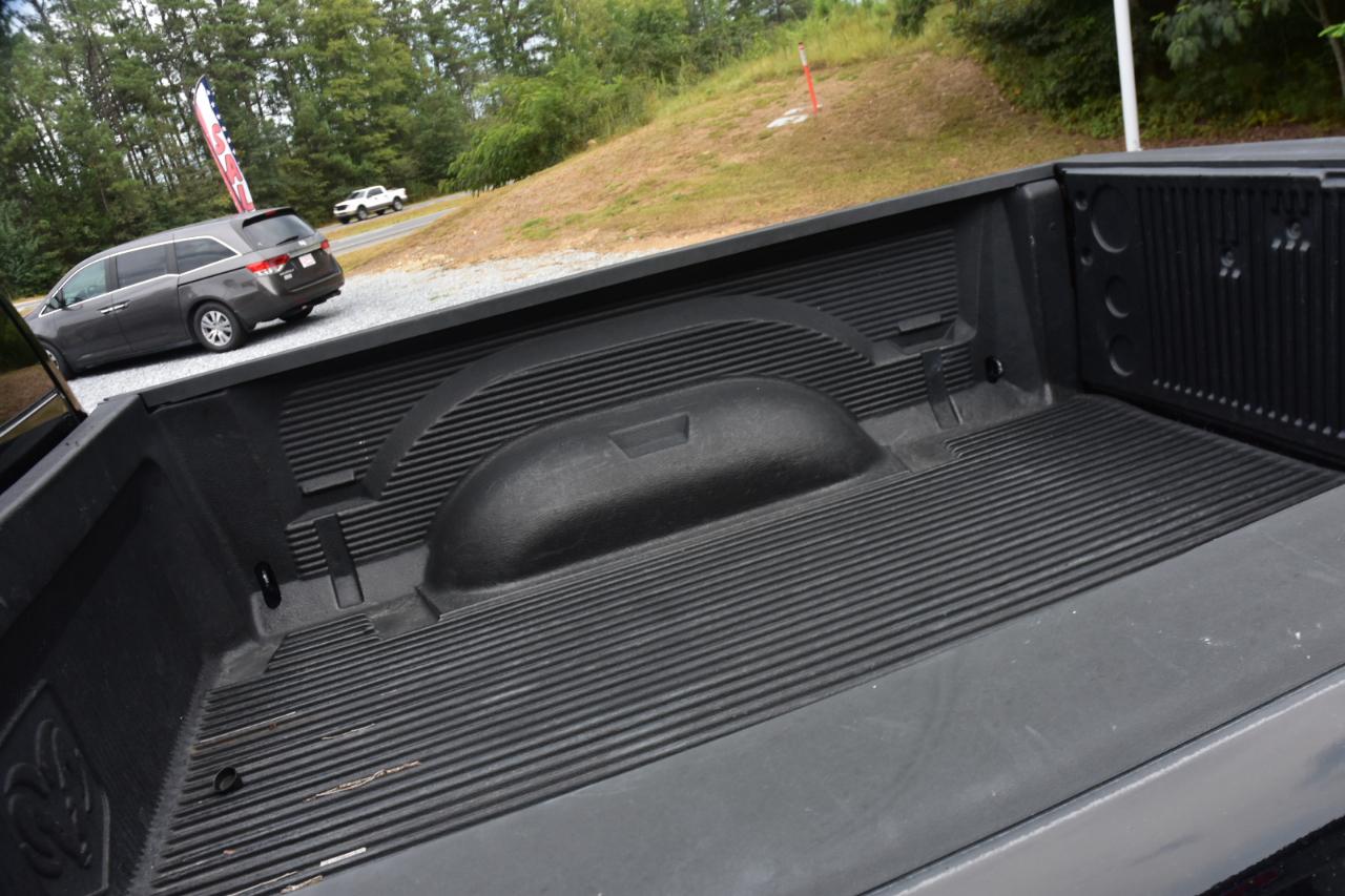 RAM 2500 SLT Crew Cab SWB 4WD 2014
