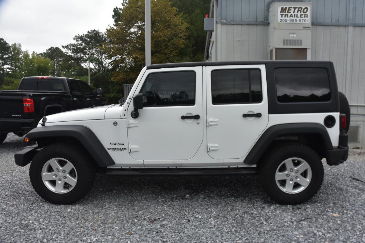 Jeep Wrangler Unlimited Sport 4WD 2012