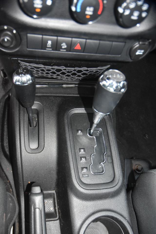 Jeep Wrangler Unlimited Sport 4WD 2012