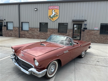 1957 Ford Thunderbird
