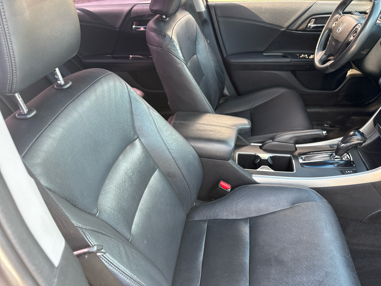 Honda Accord Sedan 4dr V6 Auto EX-L 2015 Honda Accord Sedan 4dr V6 Auto EX-L 2015