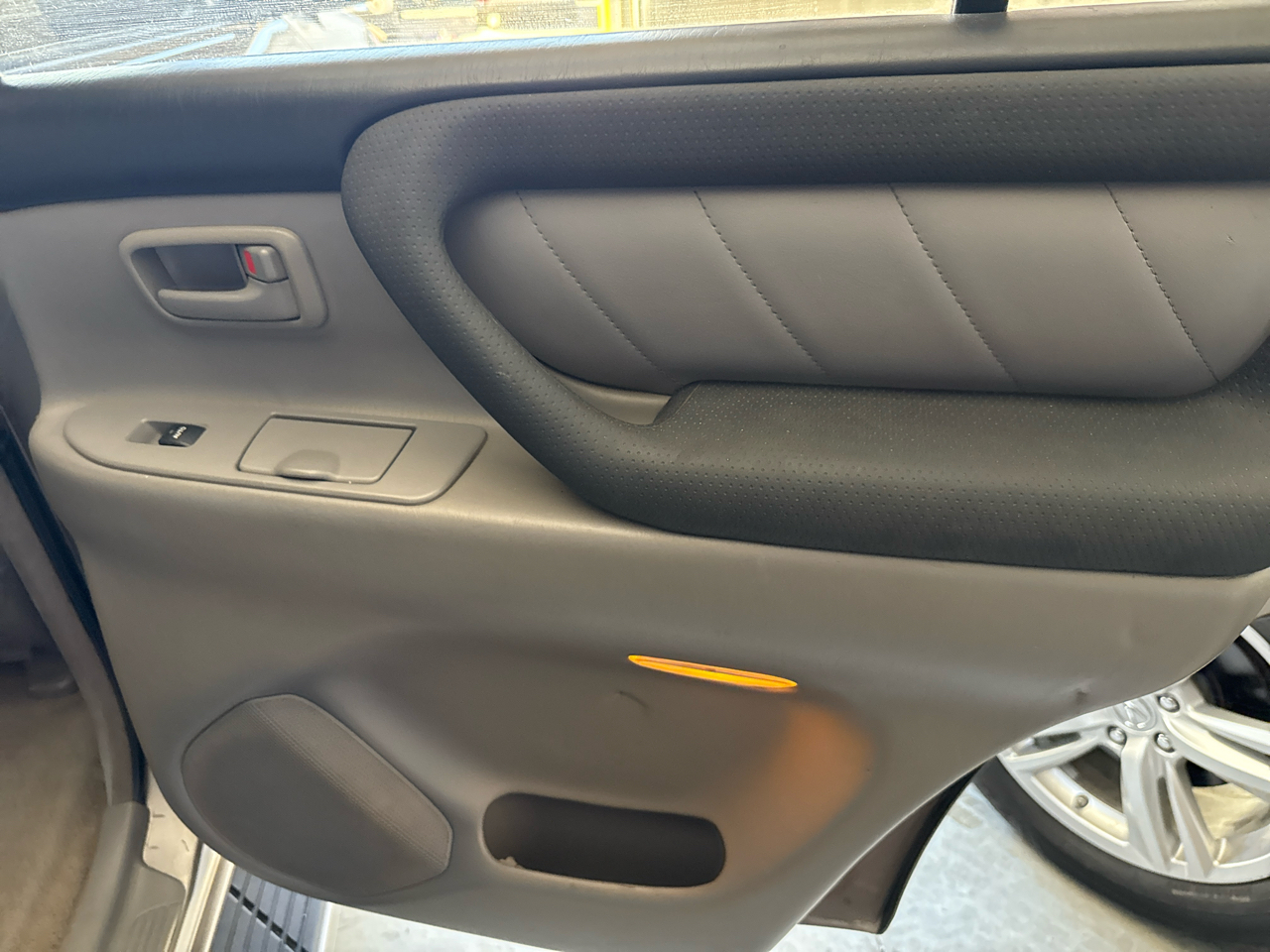 Toyota Land Cruiser 4dr 4WD (Natl) 2003 Toyota Land Cruiser 4dr 4WD (Natl) 2003