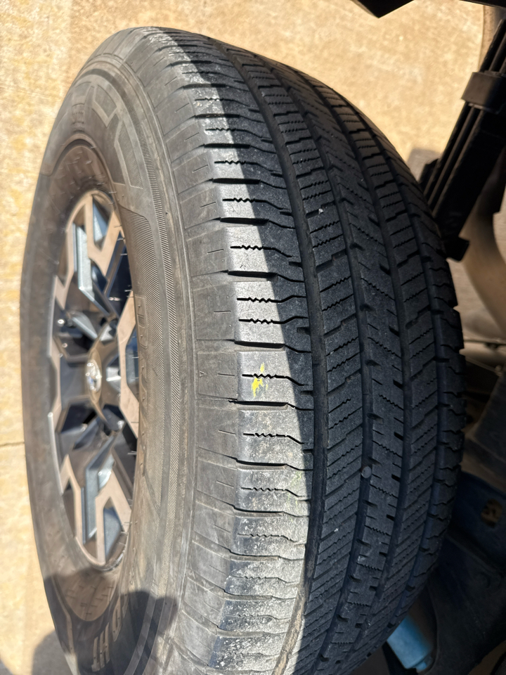 Toyota Tacoma TRD Off Road Double Cab 5' Bed V6 4x4 MT (Natl) 2017