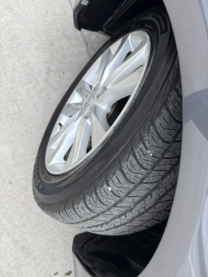 2012 Lexus ES 350 photo 2