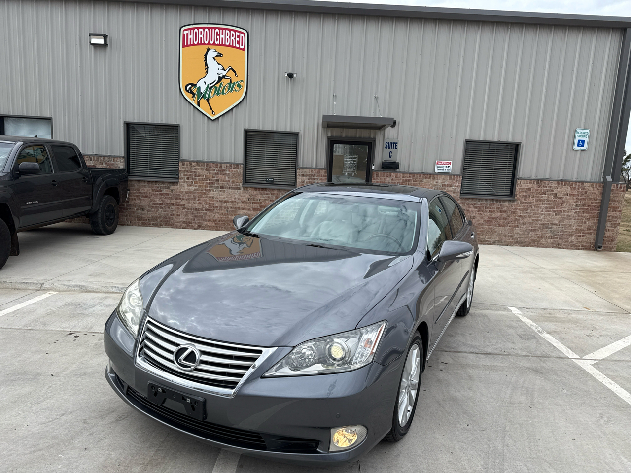 2012 Lexus ES 350 photo 3