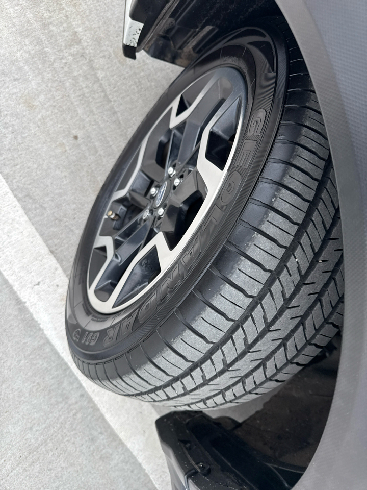 2016 Subaru Crosstrek 2.0i Limited photo 2