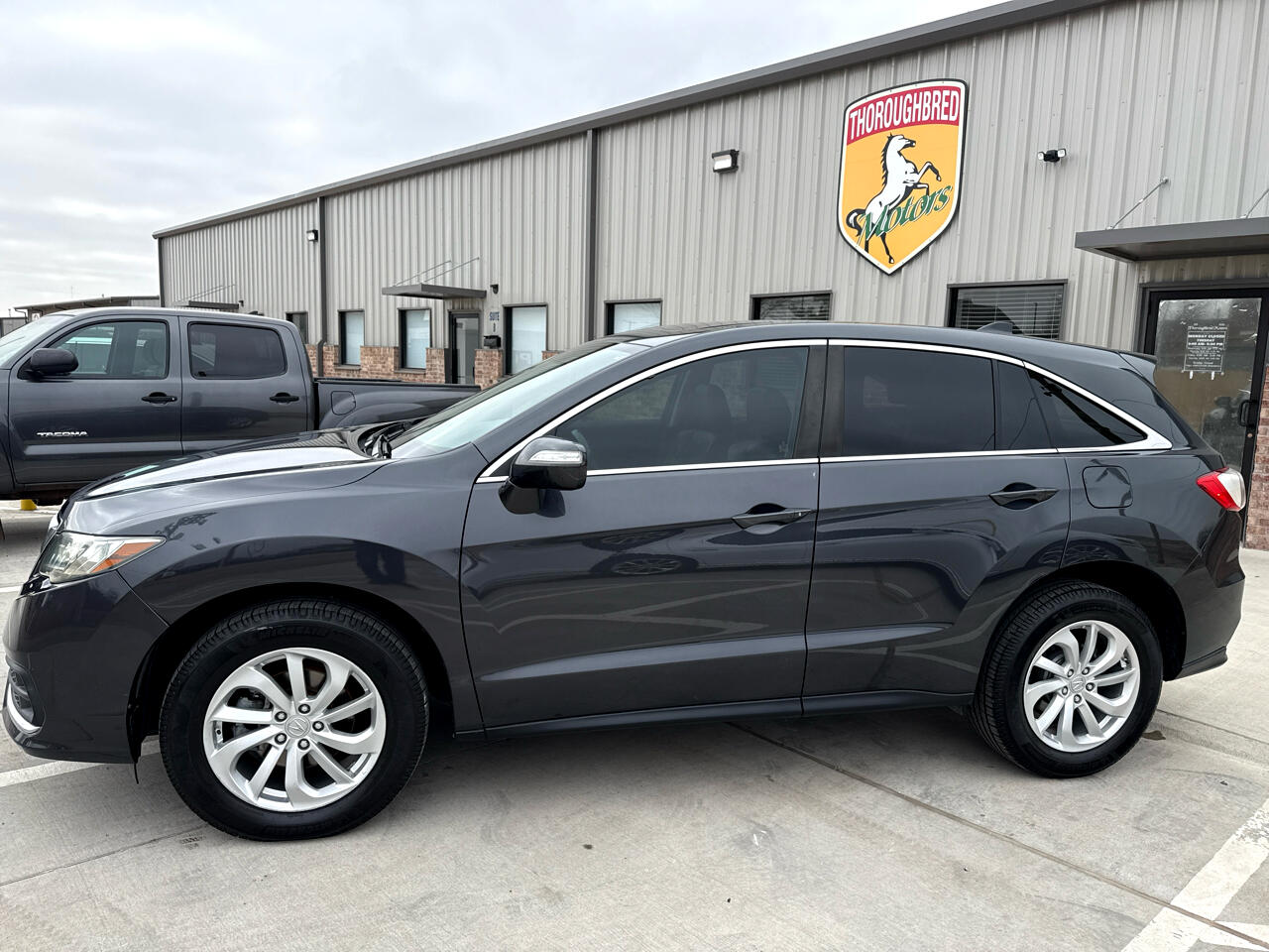 Acura RDX FWD 4dr Tech/AcuraWatch Plus Pkg 2016