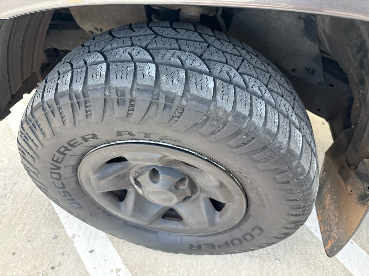 Toyota Tacoma 4WD Double Cab V6 MT (Natl) 2014