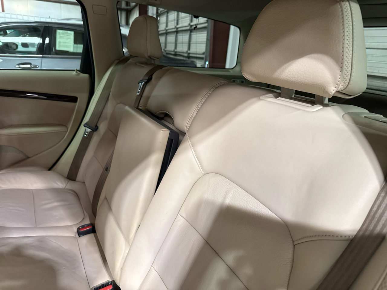 Volvo XC70 AWD 4dr Wgn 3.2L 2014