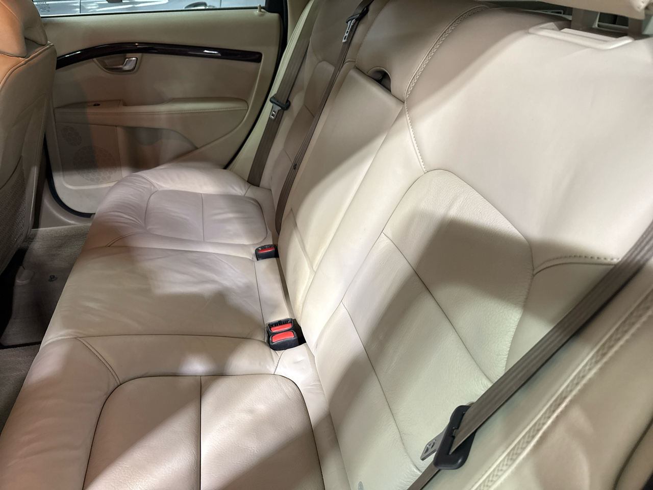 Volvo XC70 AWD 4dr Wgn 3.2L 2014