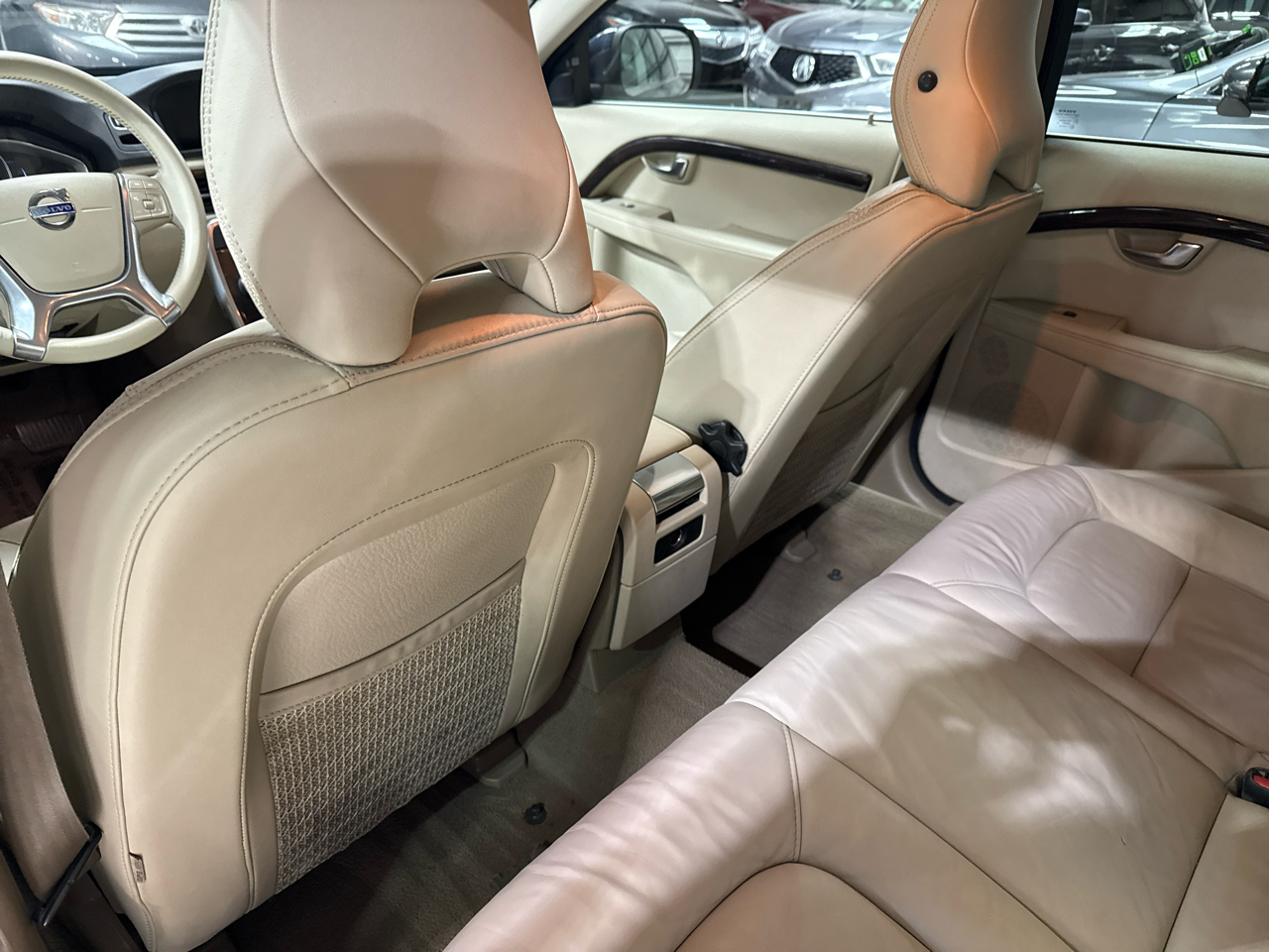 Volvo XC70 AWD 4dr Wgn 3.2L 2014