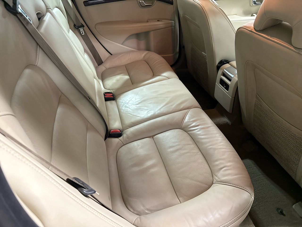 Volvo XC70 AWD 4dr Wgn 3.2L 2014