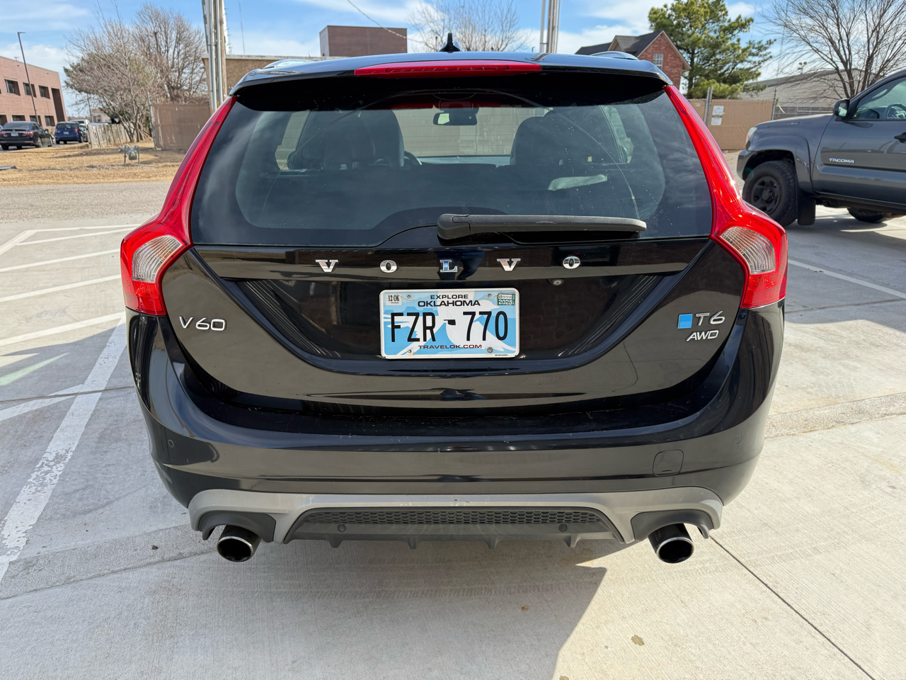 Volvo V60 4dr Wgn T6 R-Design Platinum AWD 2015