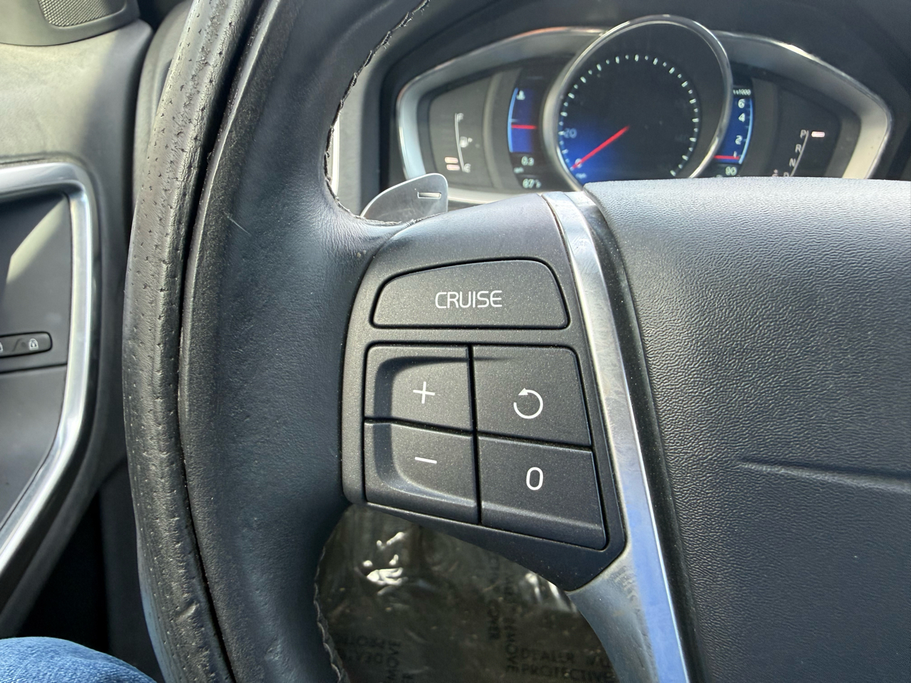 Volvo V60 4dr Wgn T6 R-Design Platinum AWD 2015