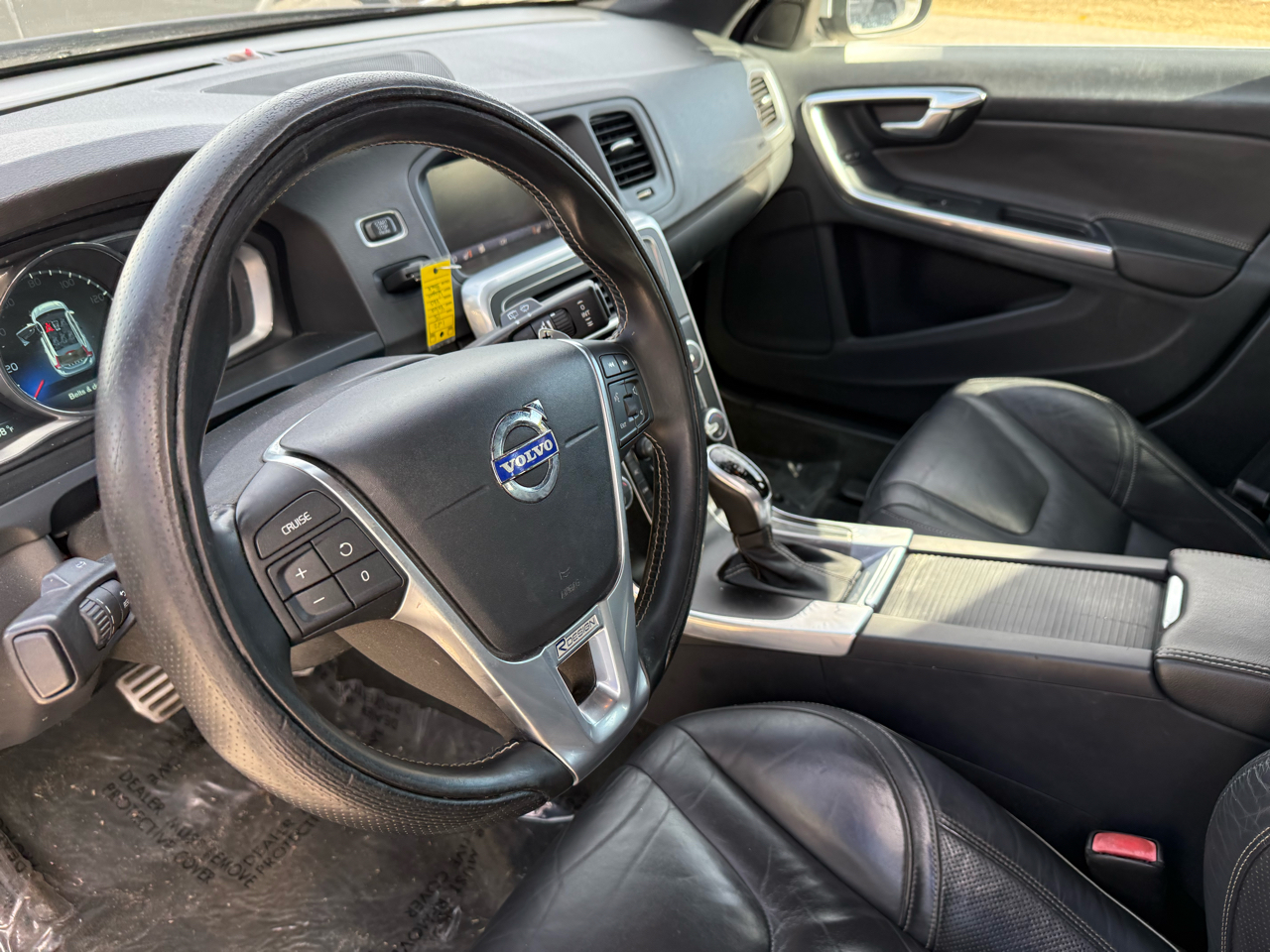 Volvo V60 4dr Wgn T6 R-Design Platinum AWD 2015