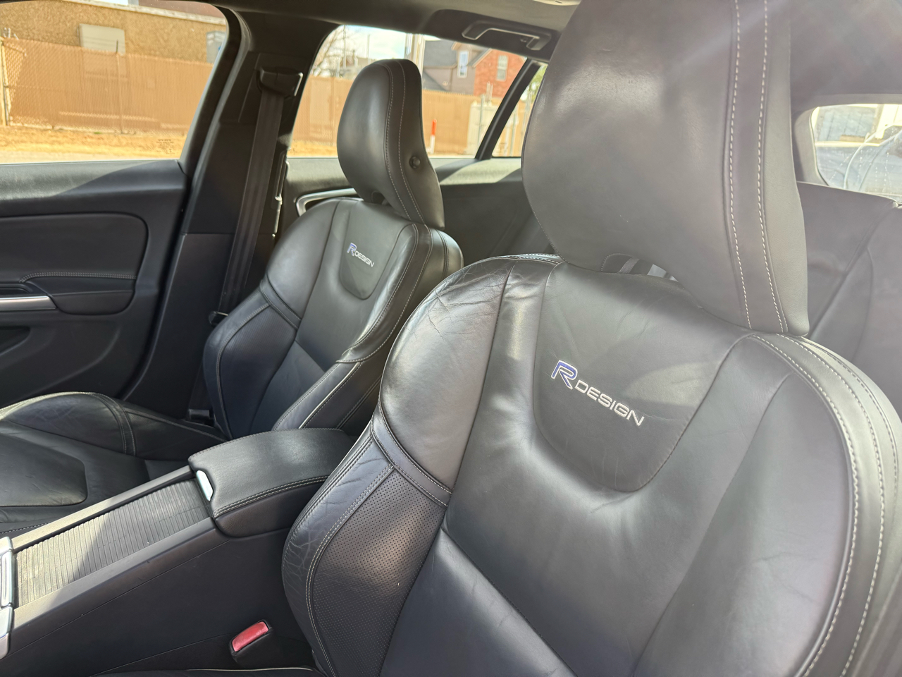 Volvo V60 4dr Wgn T6 R-Design Platinum AWD 2015