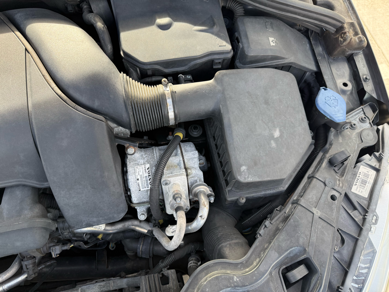 Volvo V60 4dr Wgn T6 R-Design Platinum AWD 2015