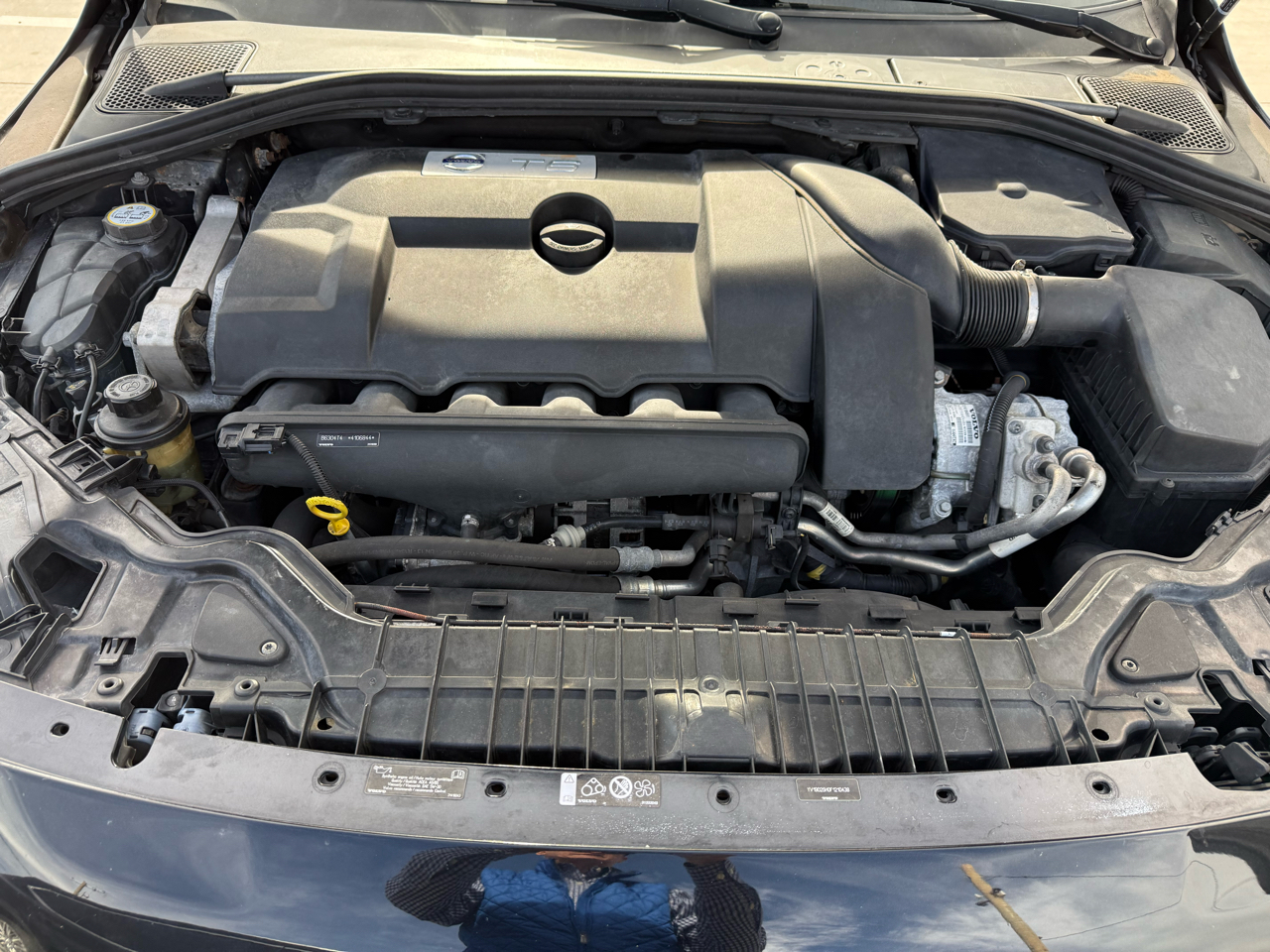 Volvo V60 4dr Wgn T6 R-Design Platinum AWD 2015