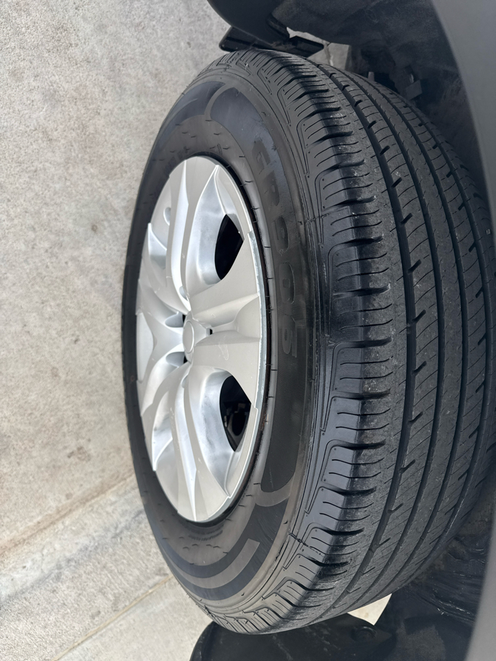 Toyota RAV4 FWD 4dr LE (Natl) 2014