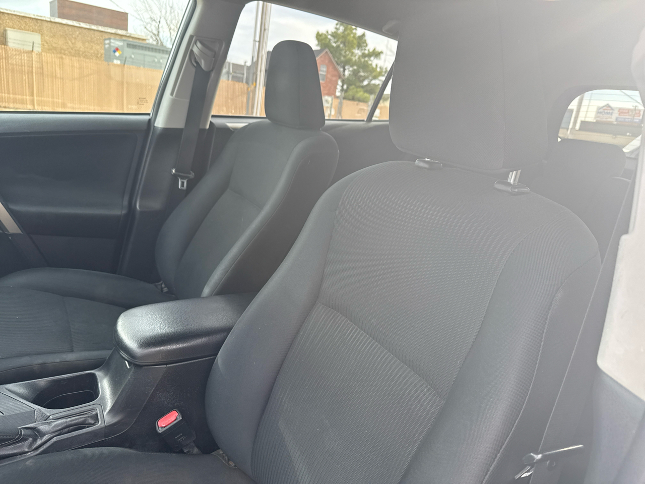 Toyota RAV4 FWD 4dr LE (Natl) 2014