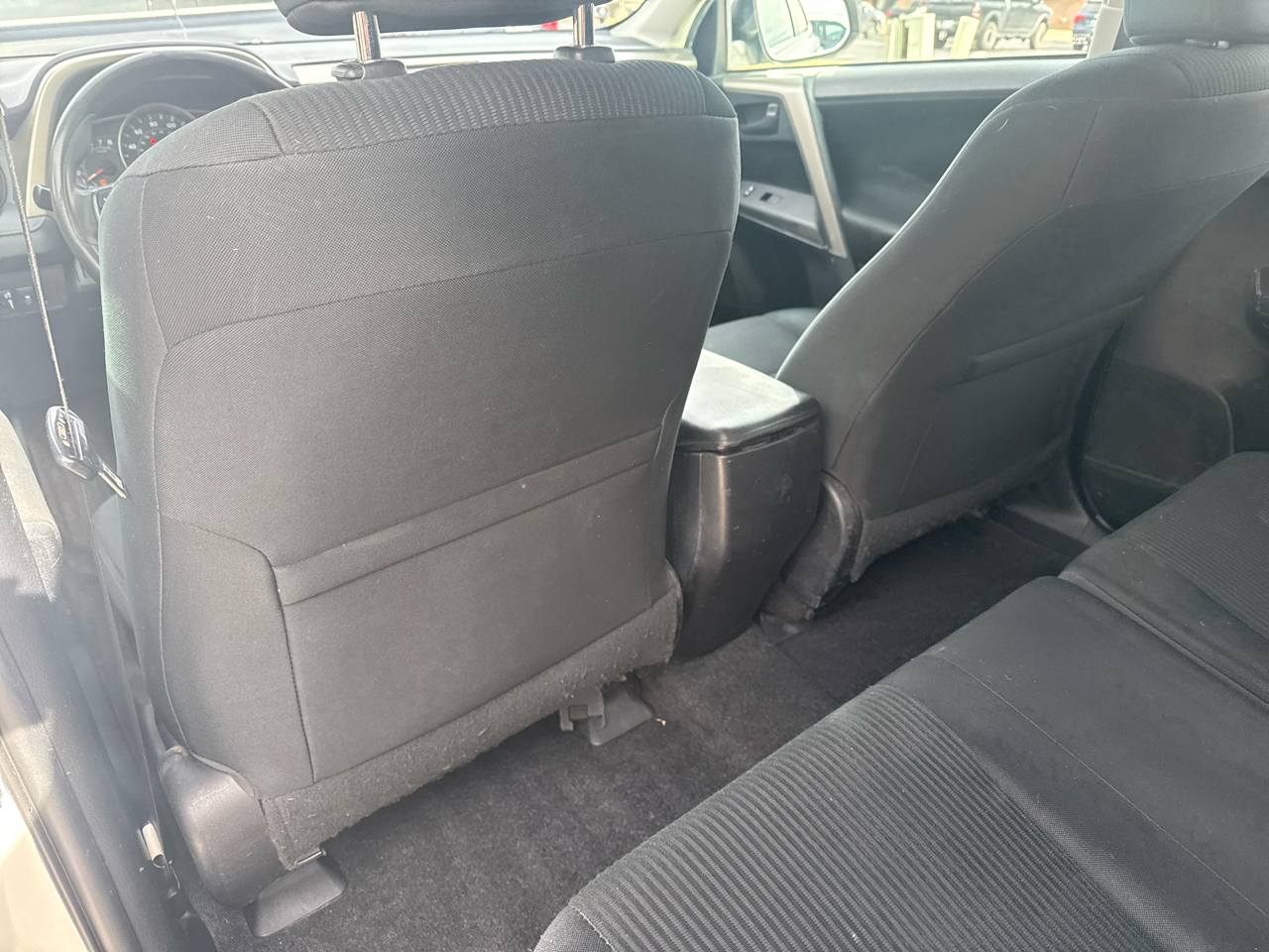 Toyota RAV4 FWD 4dr LE (Natl) 2014