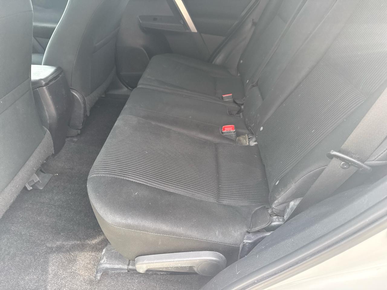 Toyota RAV4 FWD 4dr LE (Natl) 2014