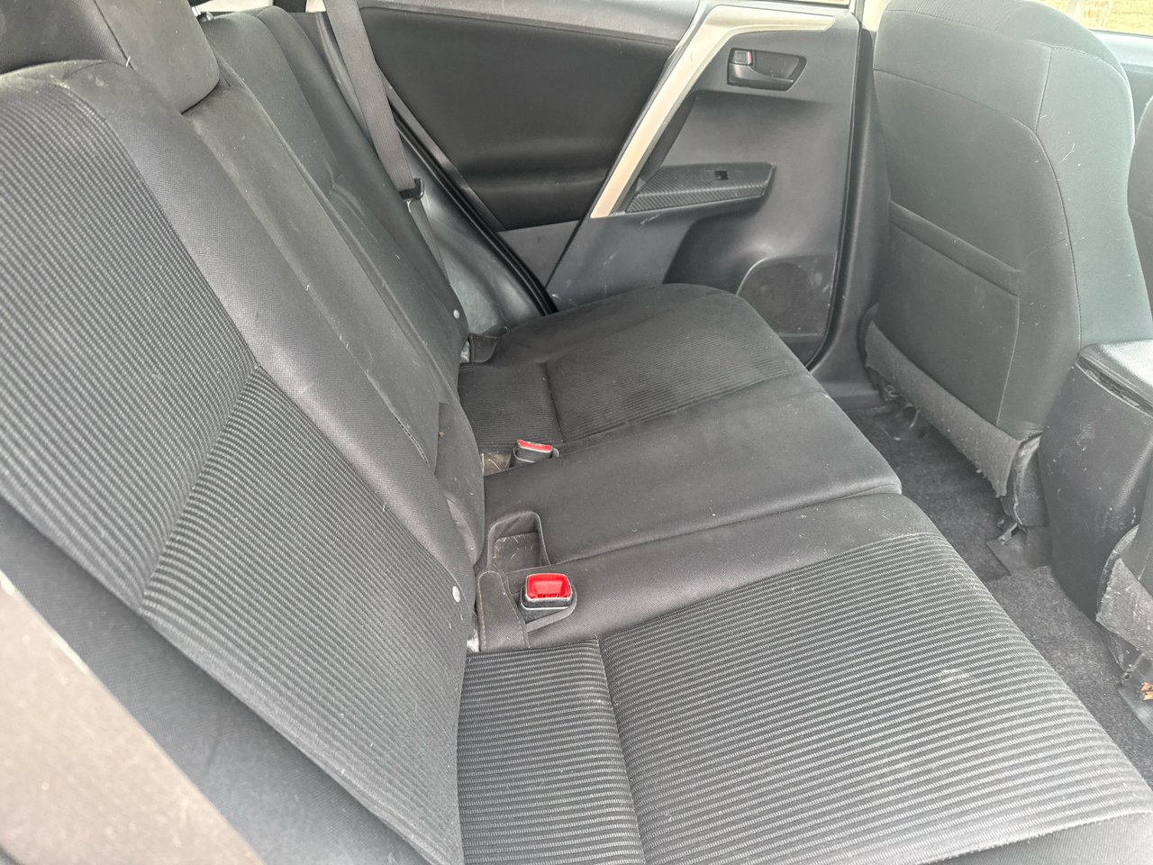 Toyota RAV4 FWD 4dr LE (Natl) 2014