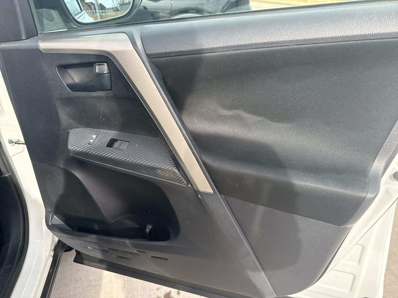 Toyota RAV4 FWD 4dr LE (Natl) 2014