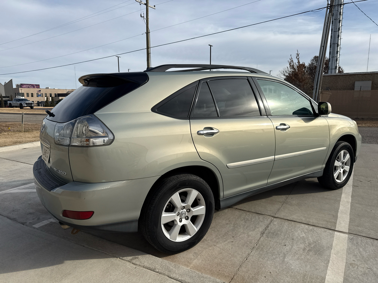 Lexus RX 330 4dr SUV AWD 2005