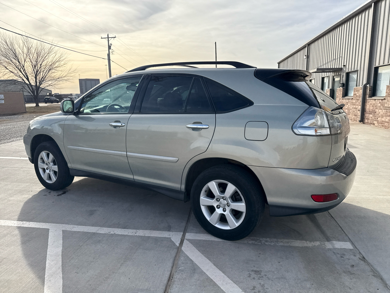 Lexus RX 330 4dr SUV AWD 2005