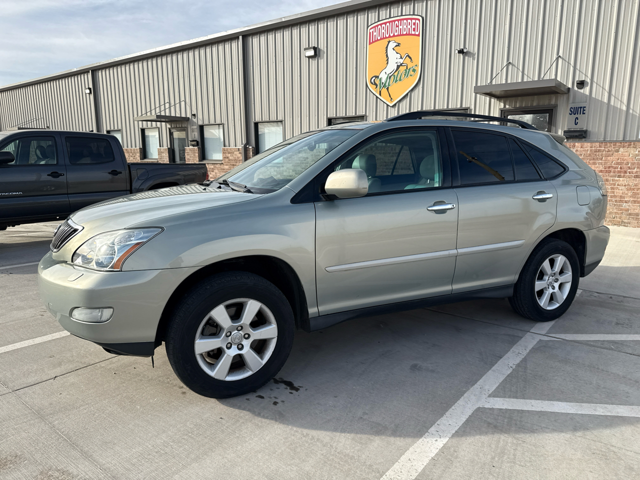 Lexus RX 330 4dr SUV AWD 2005