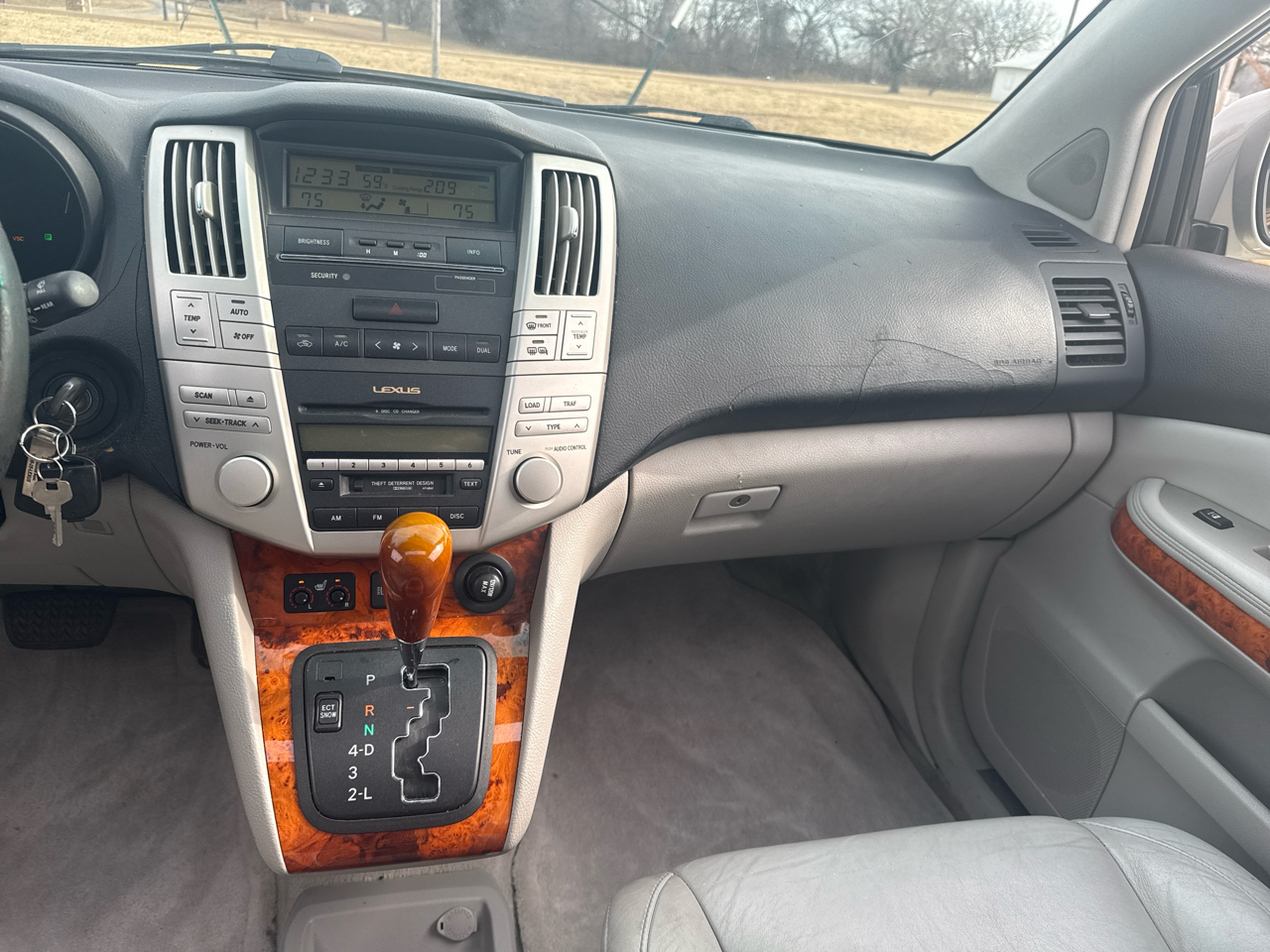 Lexus RX 330 4dr SUV AWD 2005