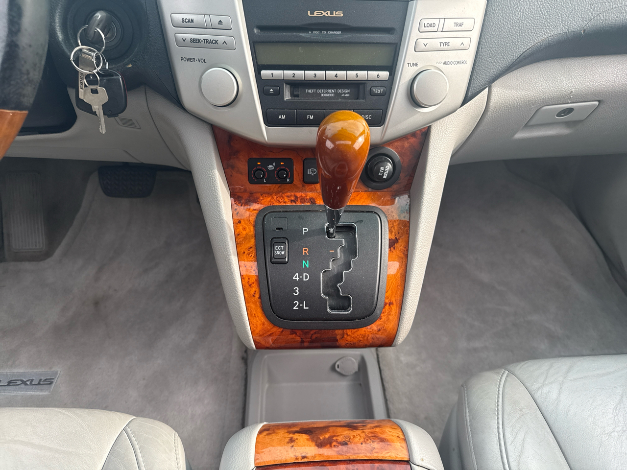 Lexus RX 330 4dr SUV AWD 2005