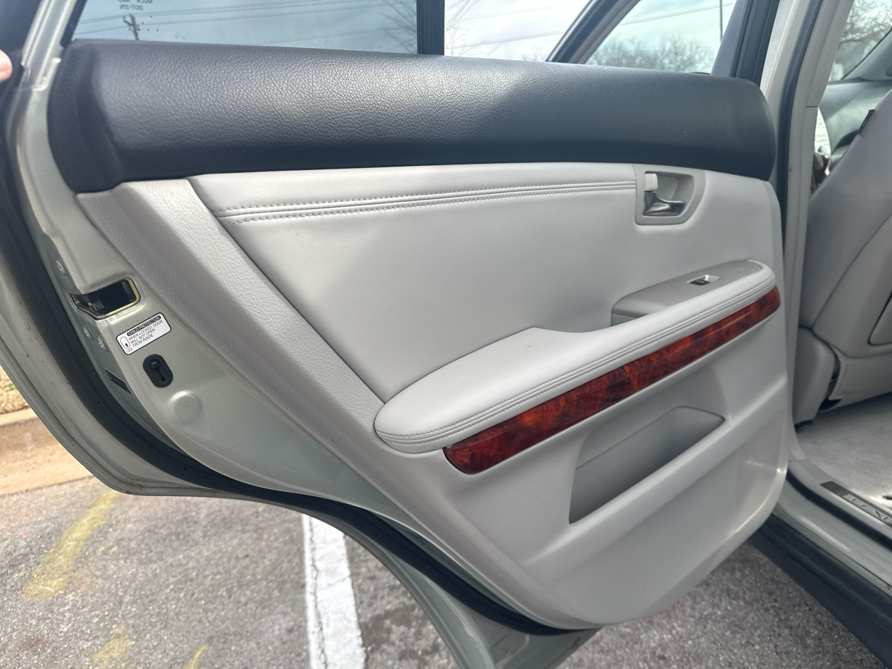 Lexus RX 330 4dr SUV AWD 2005