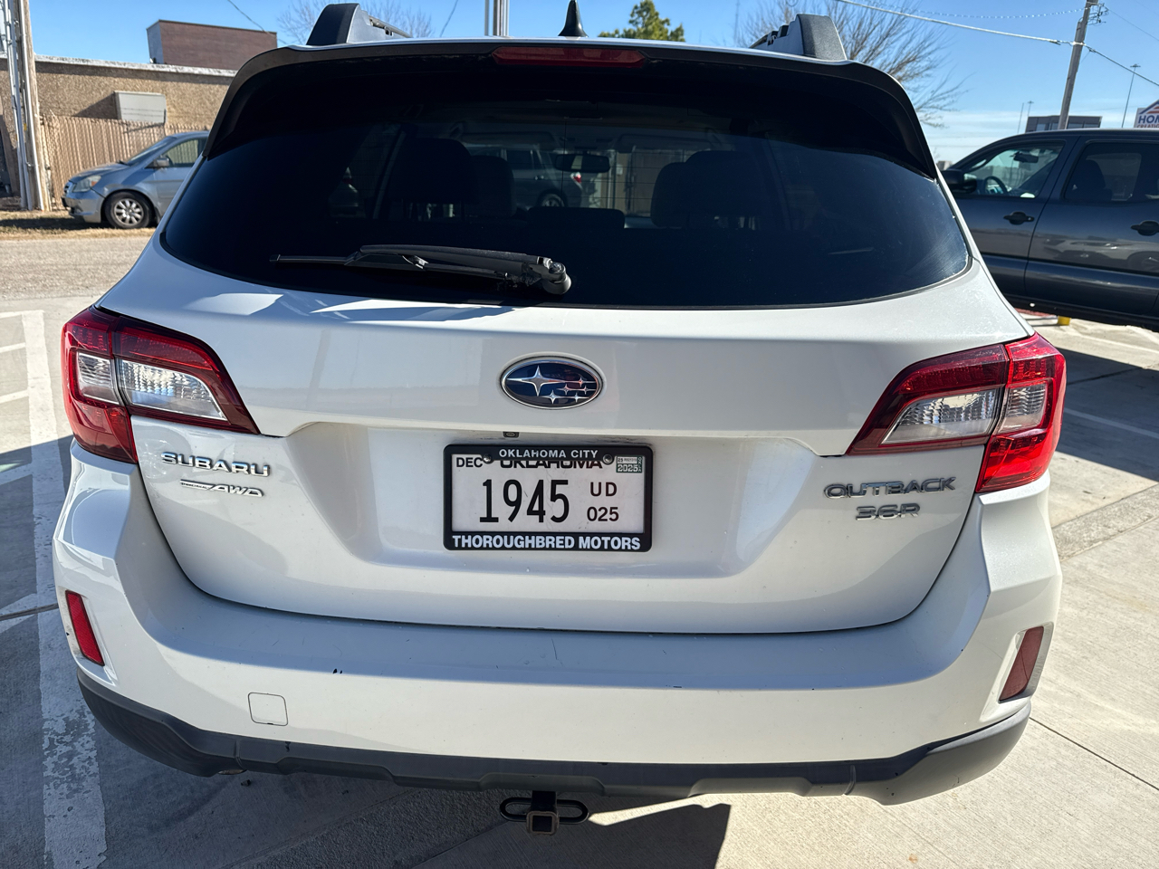 Subaru Outback 4dr Wgn 3.6R Limited 2016