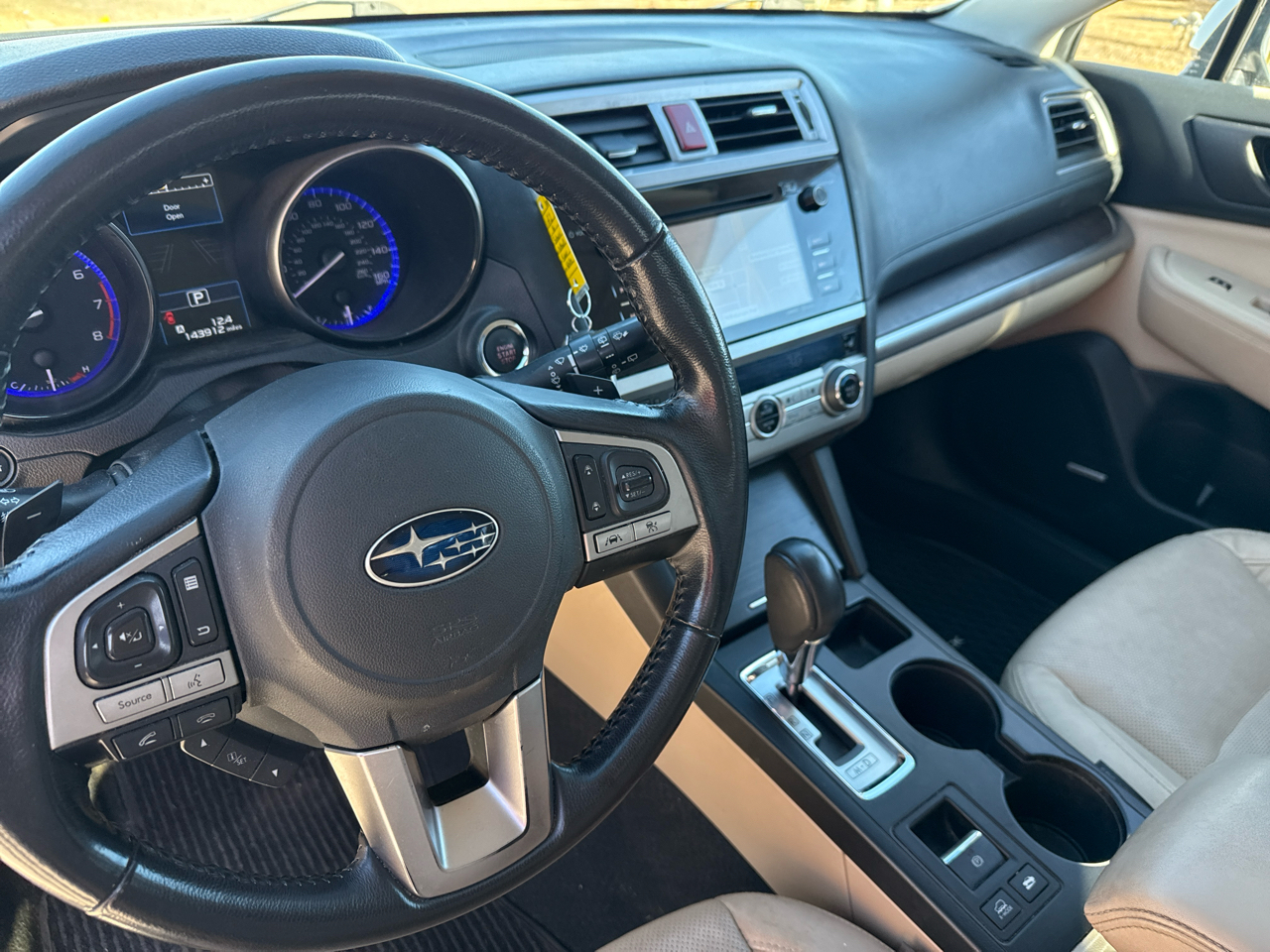 Subaru Outback 4dr Wgn 3.6R Limited 2016