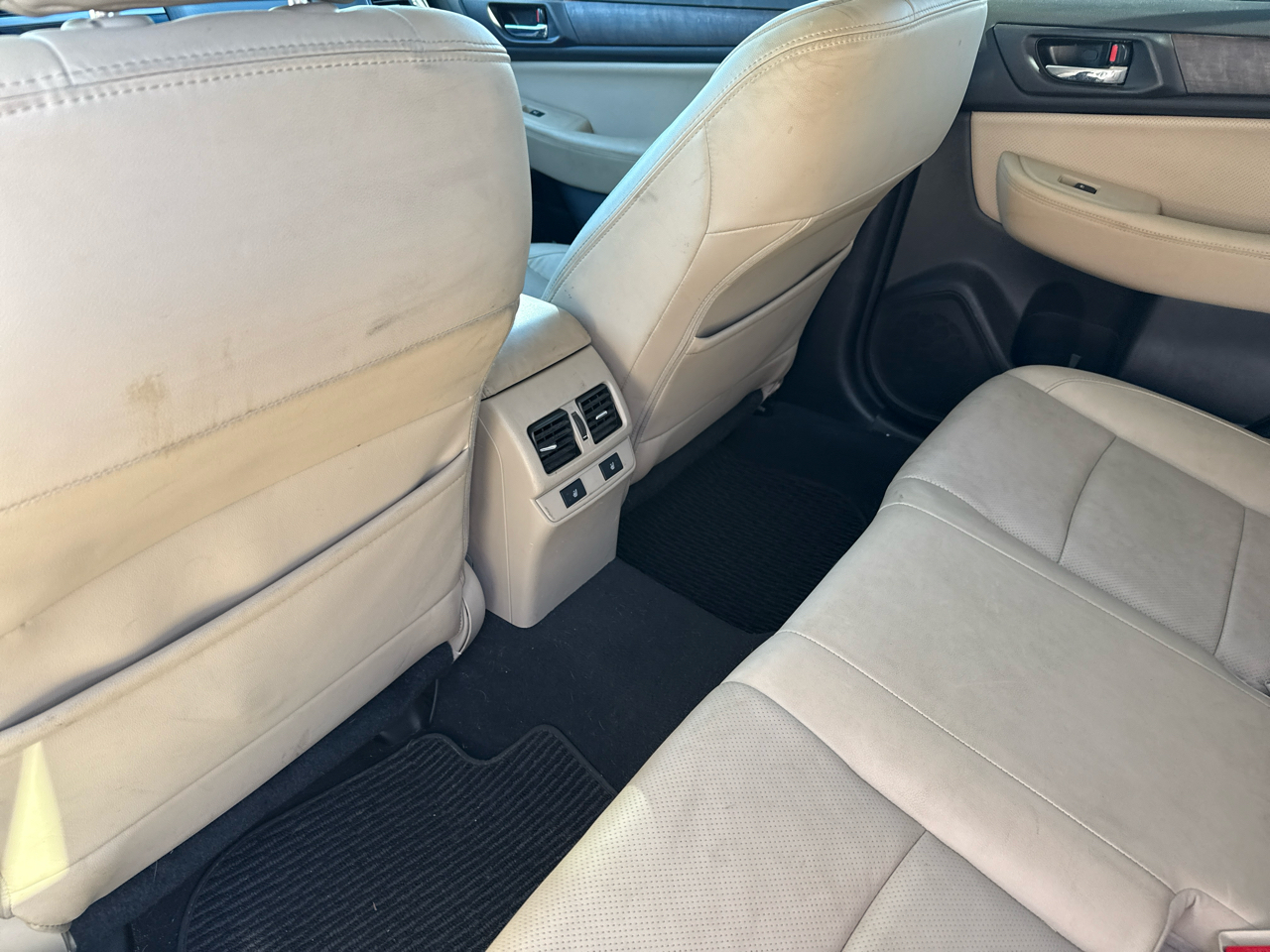 Subaru Outback 4dr Wgn 3.6R Limited 2016